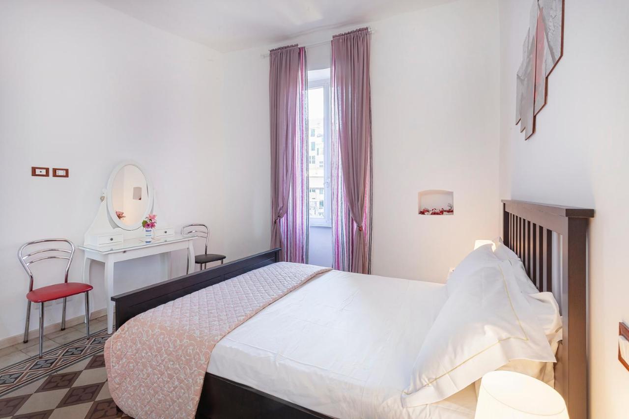 Casa Rosa Al Molo By Wonderful Italy Apartment Genoa Bagian luar foto