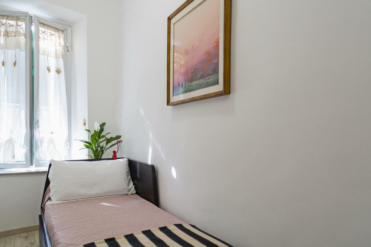 Casa Rosa Al Molo By Wonderful Italy Apartment Genoa Bagian luar foto